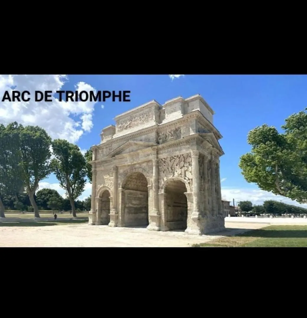 Le Cocon Appartement A 300M Du Theatre Antique Orange  0*, Orange (Vaucluse) France